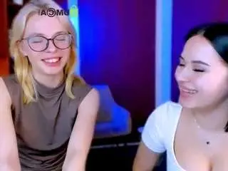 Sendi-cais  live sex cam