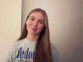 Ailenehohmeier  live sex cam