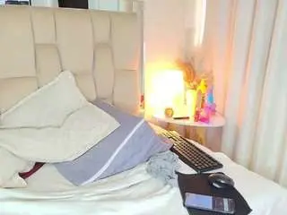 Amyswann  live sex cam