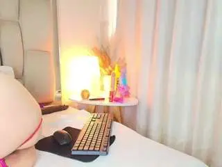 Amyswann  live sex cam