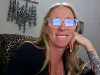 Bmorganne420  live sex cam