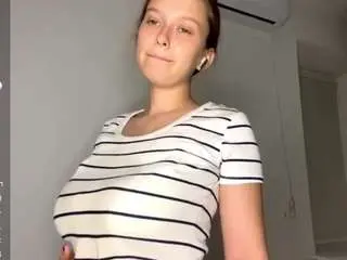 Danyelleherriman  live sex cam