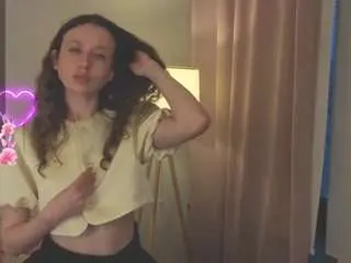 Eirakilian  live sex cam