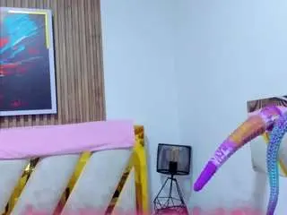 Luna-naughty1  live sex cam