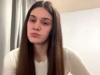 Madieriihimaki  live sex cam