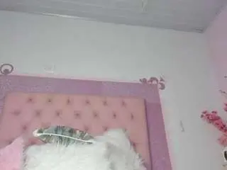 Roxyswt  live sex cam