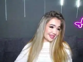 Stacyyellig  live sex cam