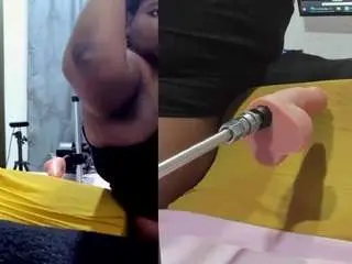 Dakota-lovense  live sex cam