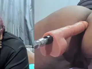 Dakota-lovense  live sex cam