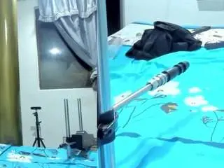 Dakota-lovense  live sex cam