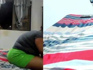 Dakota-lovense  live sex cam