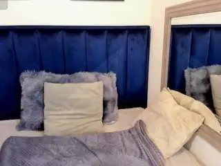 Laiia-page  live sex cam