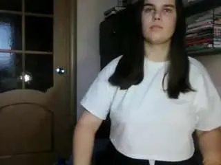Robbynbenedetti  live sex cam