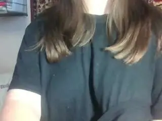 Robbynbenedetti  live sex cam