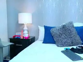 Zoewillis  live sex cam