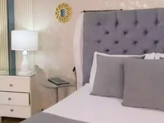 Zoewillis  live sex cam