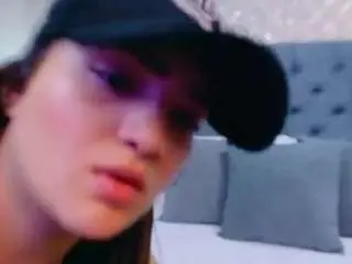 Zoewillis  live sex cam