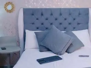 Zoewillis  live sex cam