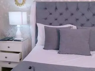 Zoewillis  live sex cam