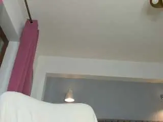 Awesome-jolie  live sex cam