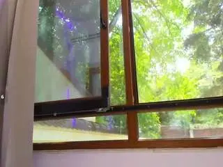 Awesome-jolie  live sex cam