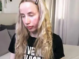 Cassiekelman  live sex cam