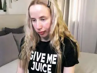 Cassiekelman  live sex cam