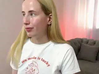 Cassiekelman  live sex cam