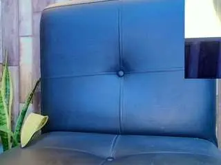 Dollloren26  live sex cam