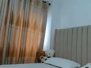 Darkpearl8  live sex cam
