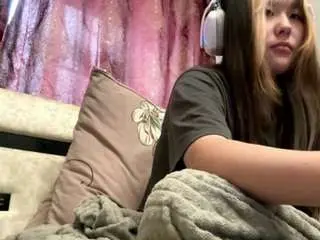 Mandalutkus  live sex cam