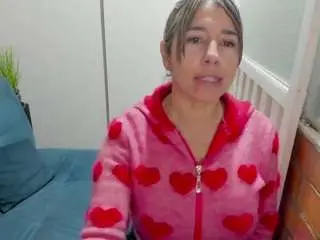 Penelope47  live sex cam