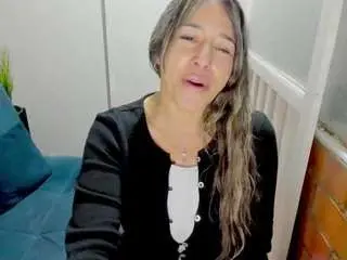 Penelope47  live sex cam