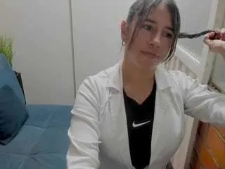 Penelope47  live sex cam