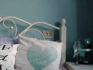 Sensual-goddesss  live sex cam