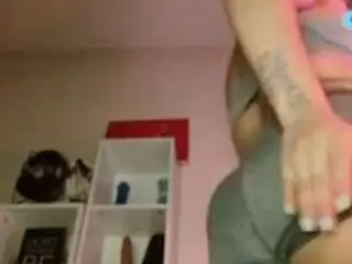 Smokydee  live sex cam