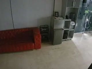 Voyeurcam-jb-lobby  live sex cam