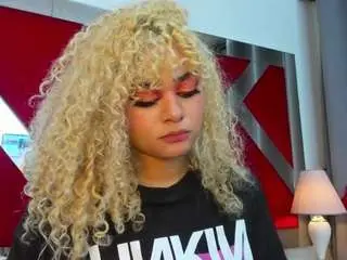 Curly-marshall  live sex cam