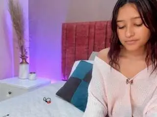 Freyacameroon  live sex cam