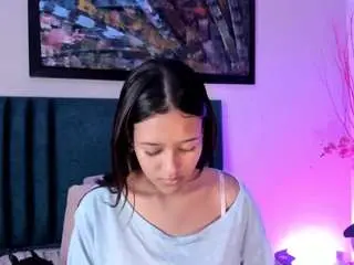 Freyacameroon  live sex cam