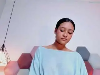 Freyacameroon  live sex cam