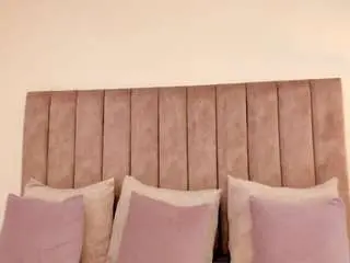 Julieta-rossee  live sex cam