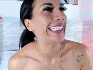 Nayelii  live sex cam