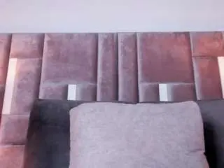 Zhuyhong  live sex cam