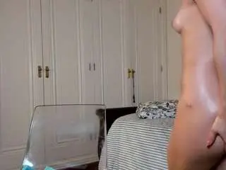 Laguber01  live sex cam