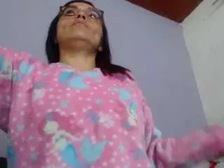 Lunatamara  live sex cam
