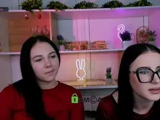 Mira-vibe  live sex cam