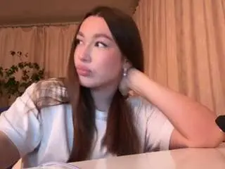Keniafoulds  live sex cam