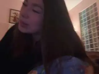 Keniafoulds  live sex cam