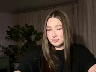 Keniafoulds  live sex cam